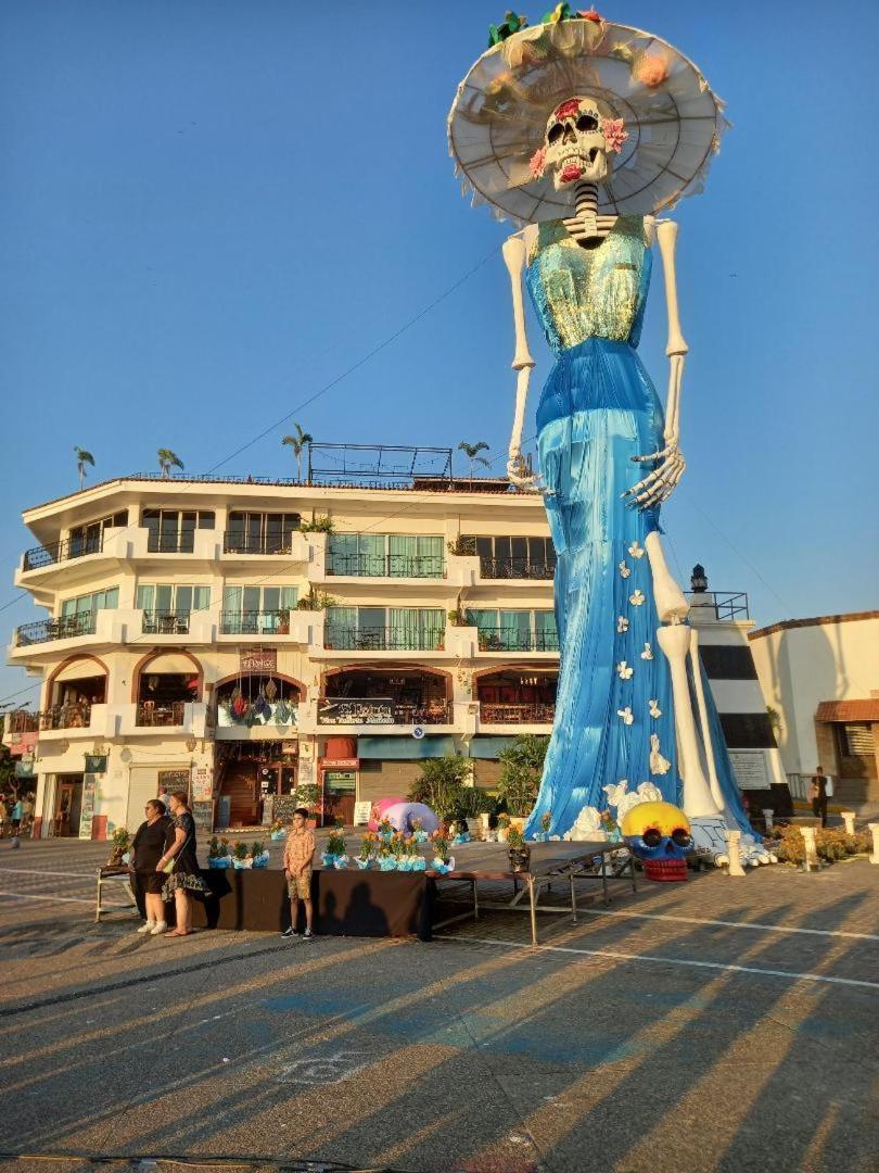 פוארטו ואלארטה Hostal Bravo Vallarta מראה חיצוני תמונה